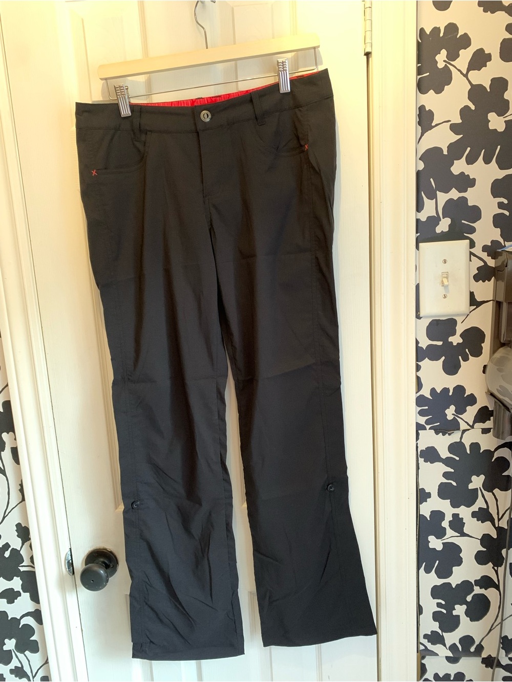Cloudveil Black Straight-Leg Active Pants outdoors hiking